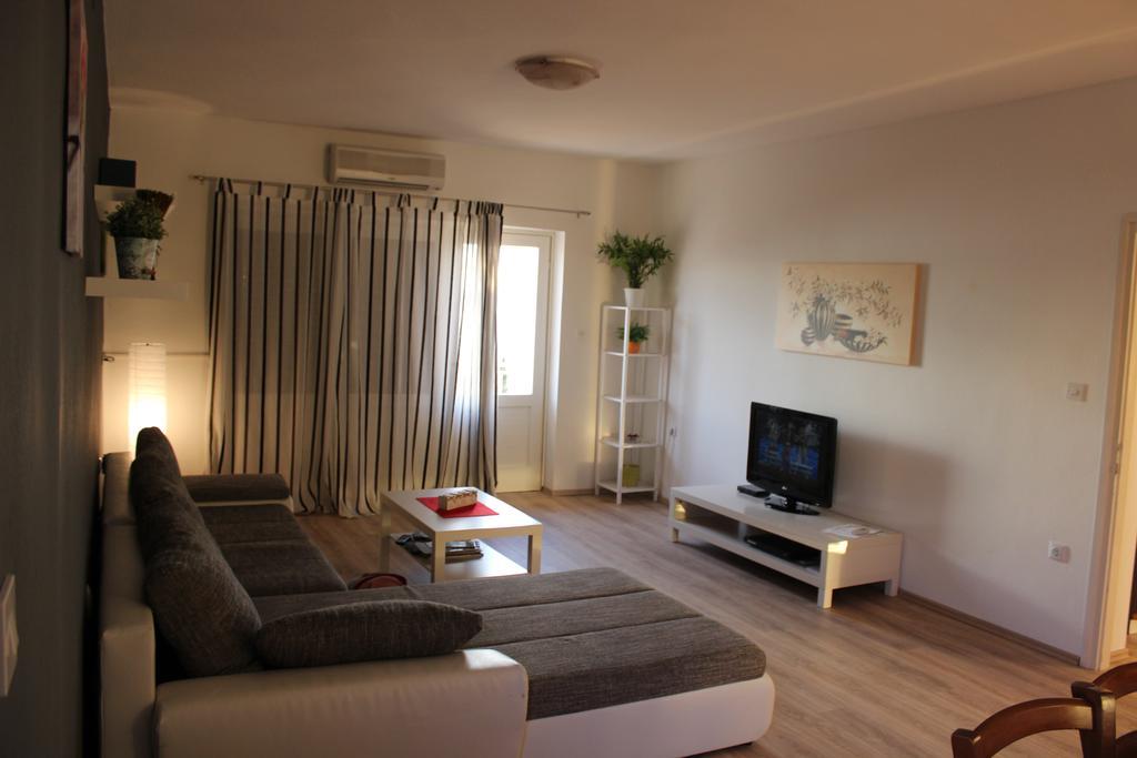 Sea View Nona Apartment Crikvenica Buitenkant foto