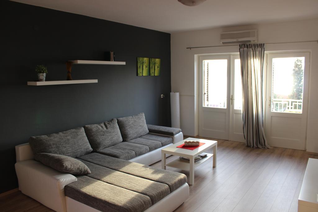 Sea View Nona Apartment Crikvenica Buitenkant foto